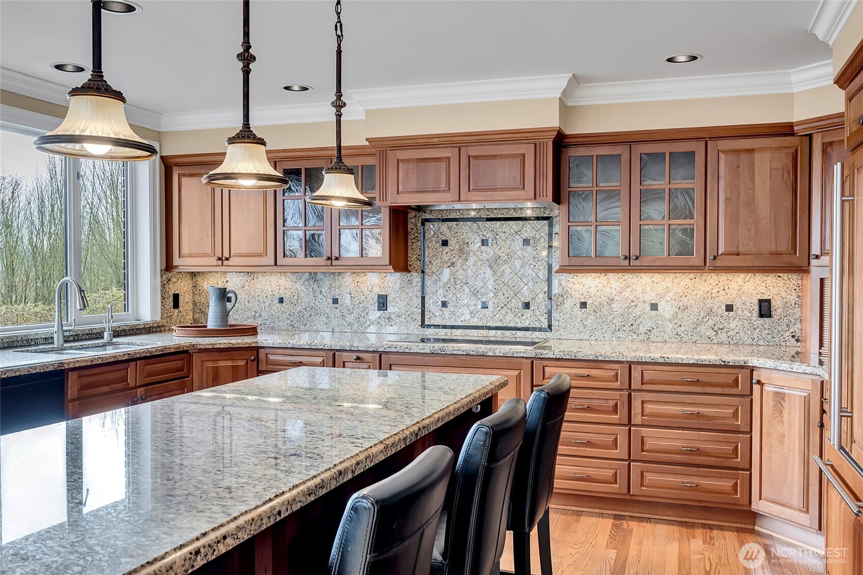 4911 Harbor Lane Everett WA 98203
