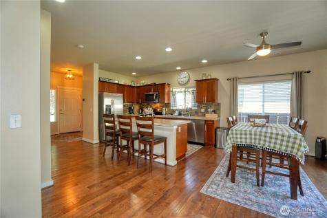 6210 Wesley Place SE Auburn WA 98092