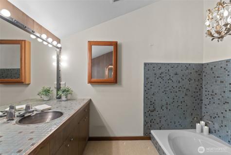 414 19th Street NE East Wenatchee WA 98802