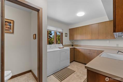 414 19th Street NE East Wenatchee WA 98802