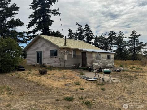 16525 Us Highway 2 Waterville WA 98858