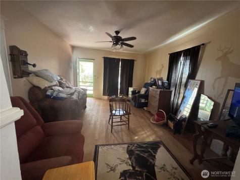 16525 Us Highway 2 Waterville WA 98858