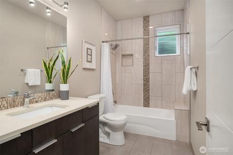 1808 2nd Street Kirkland WA 98033