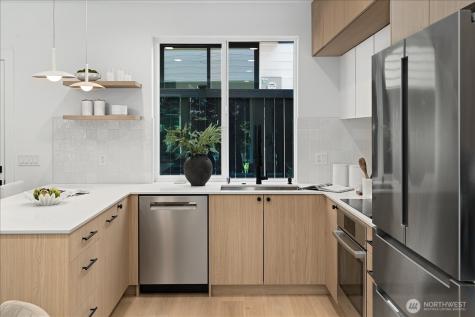1762 NW 60th Street Seattle WA 98107
