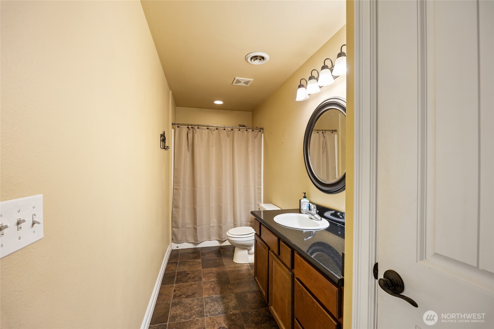 547 S Bayside Street Moses Lake WA 98837