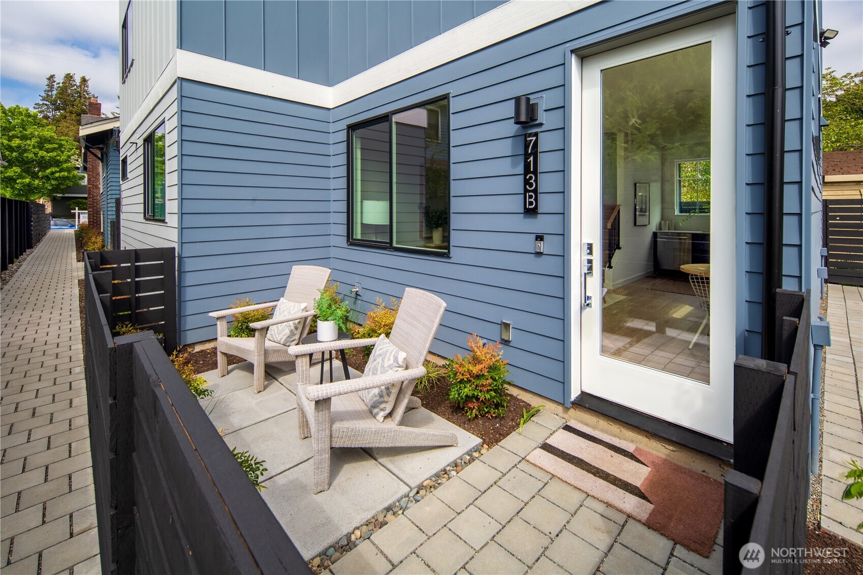 713 N 70th Street Seattle WA 98103