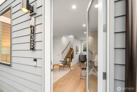 713 N 70th Street Seattle WA 98103
