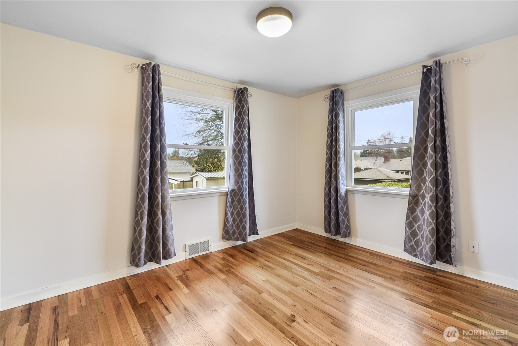 5101 Delaware Avenue Everett WA 98203