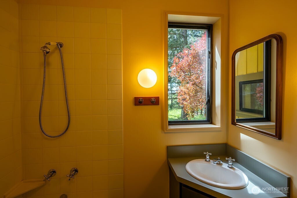 72 Davies Drive Lopez Island WA 98261
