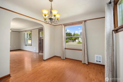 102 S 68th Street Tacoma WA 98408
