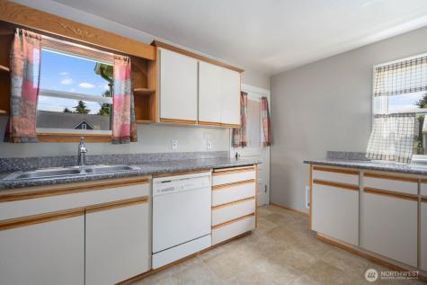 102 S 68th Street Tacoma WA 98408