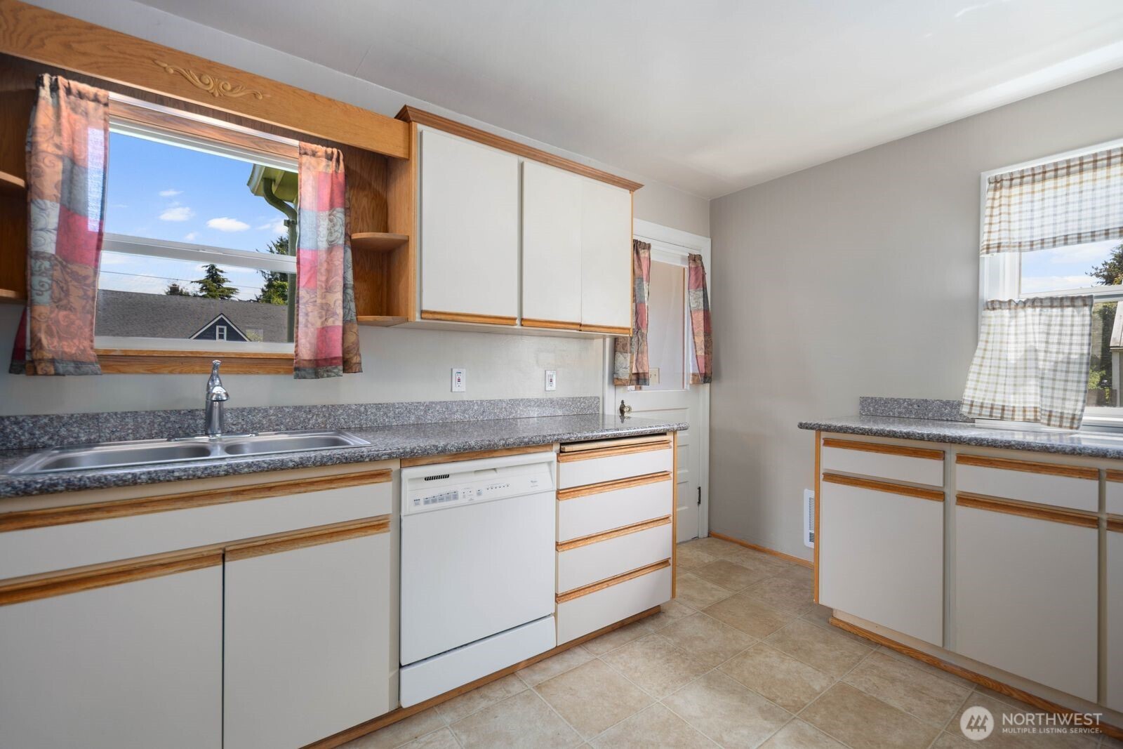 102 S 68th Street Tacoma WA 98408