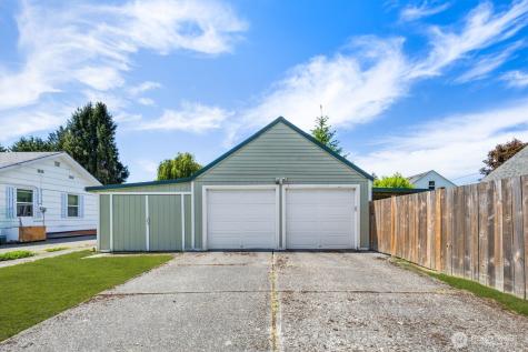 102 S 68th Street Tacoma WA 98408