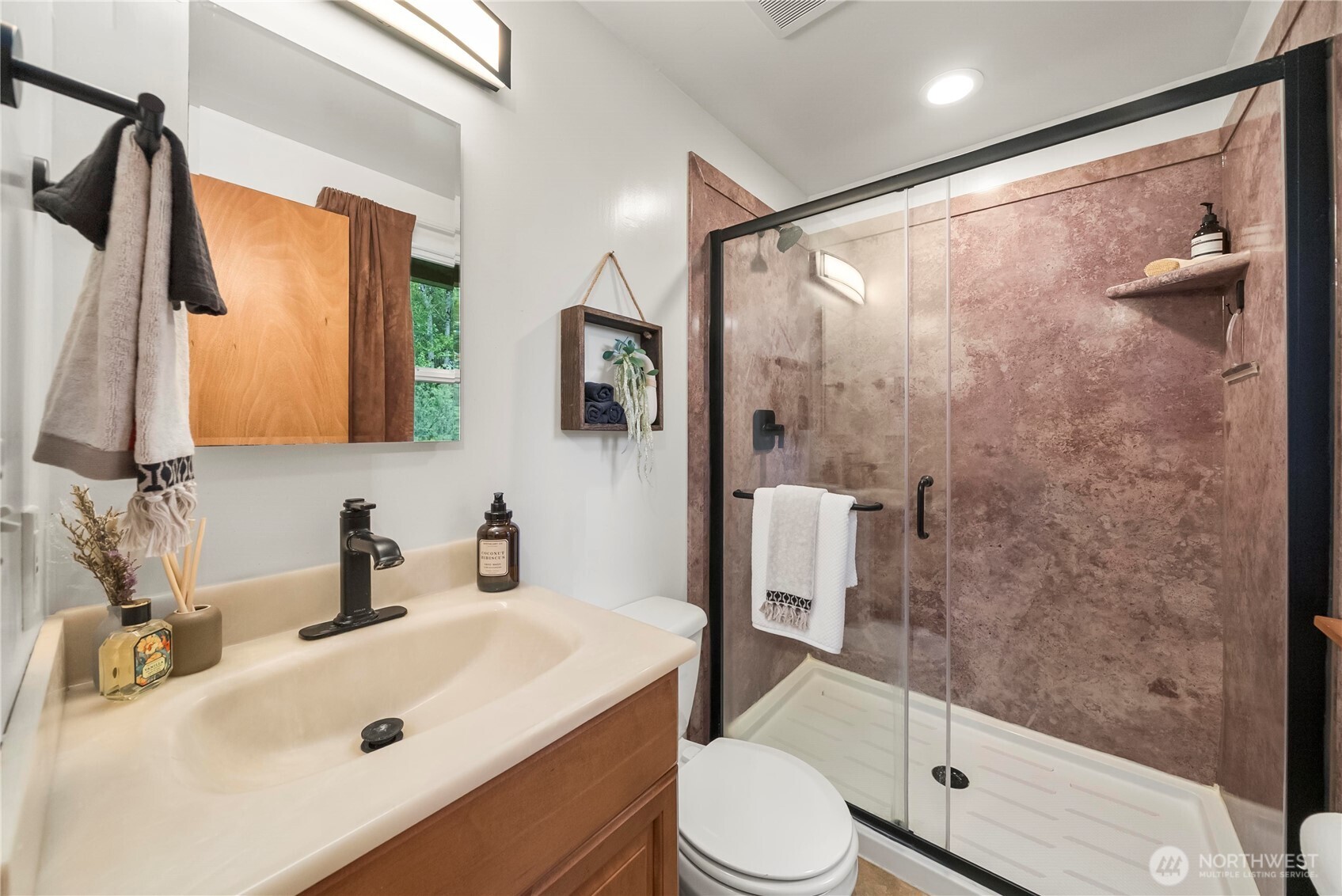 14608 SE 274th Street Kent WA 98042