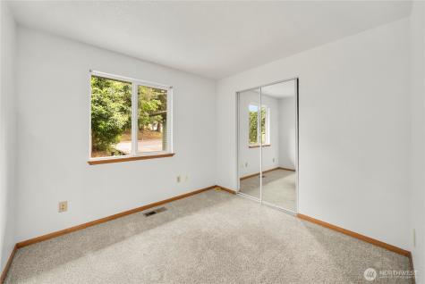 14608 SE 274th Street Kent WA 98042