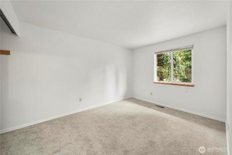14608 SE 274th Street Kent WA 98042
