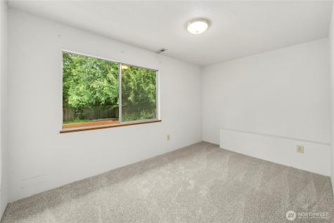 14608 SE 274th Street Kent WA 98042