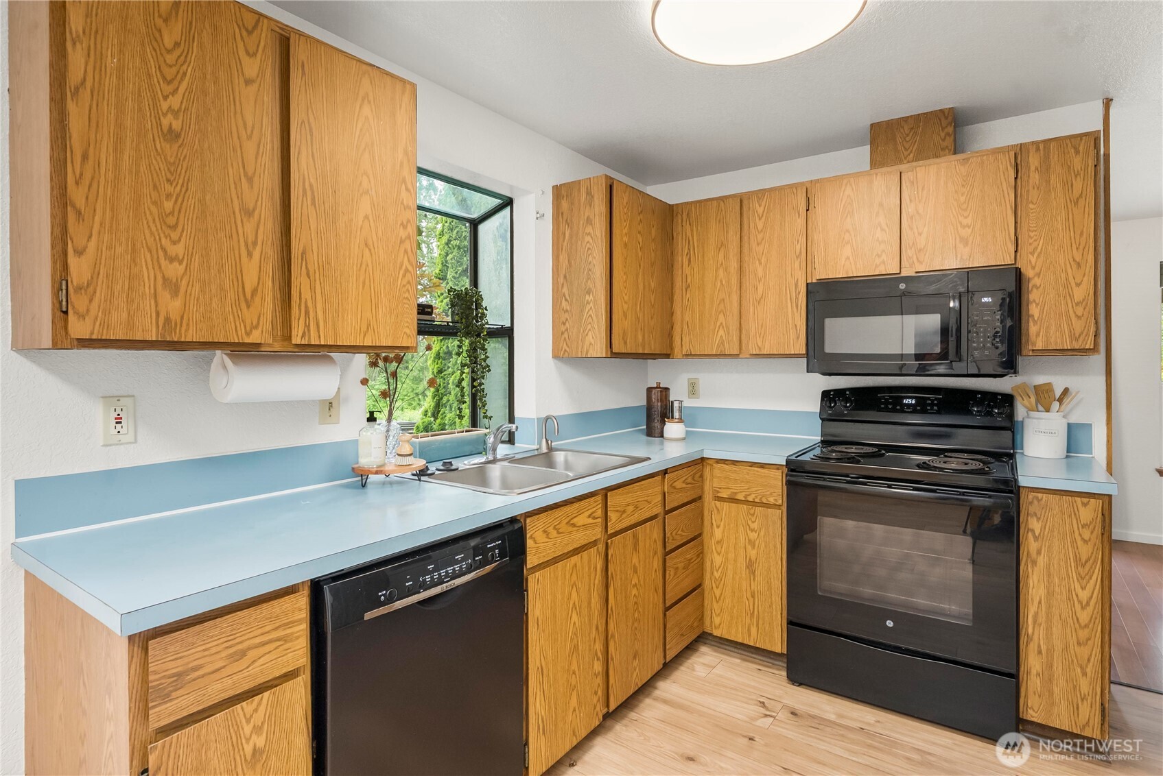 14608 SE 274th Street Kent WA 98042