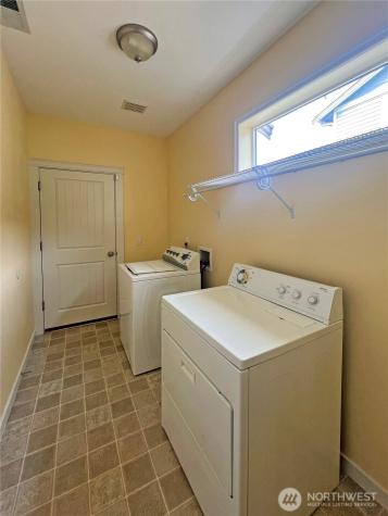 18542 97th Ave Court E Puyallup WA 98375