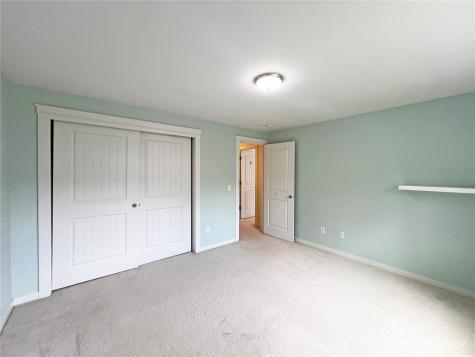 18542 97th Ave Court E Puyallup WA 98375