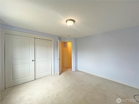 18542 97th Ave Court E Puyallup WA 98375
