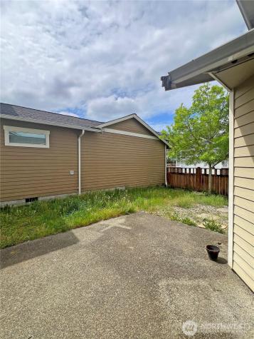 18542 97th Ave Court E Puyallup WA 98375
