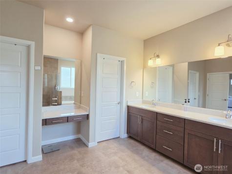 12911 Emerld Ridge Boulevard E Puyallup WA 98374