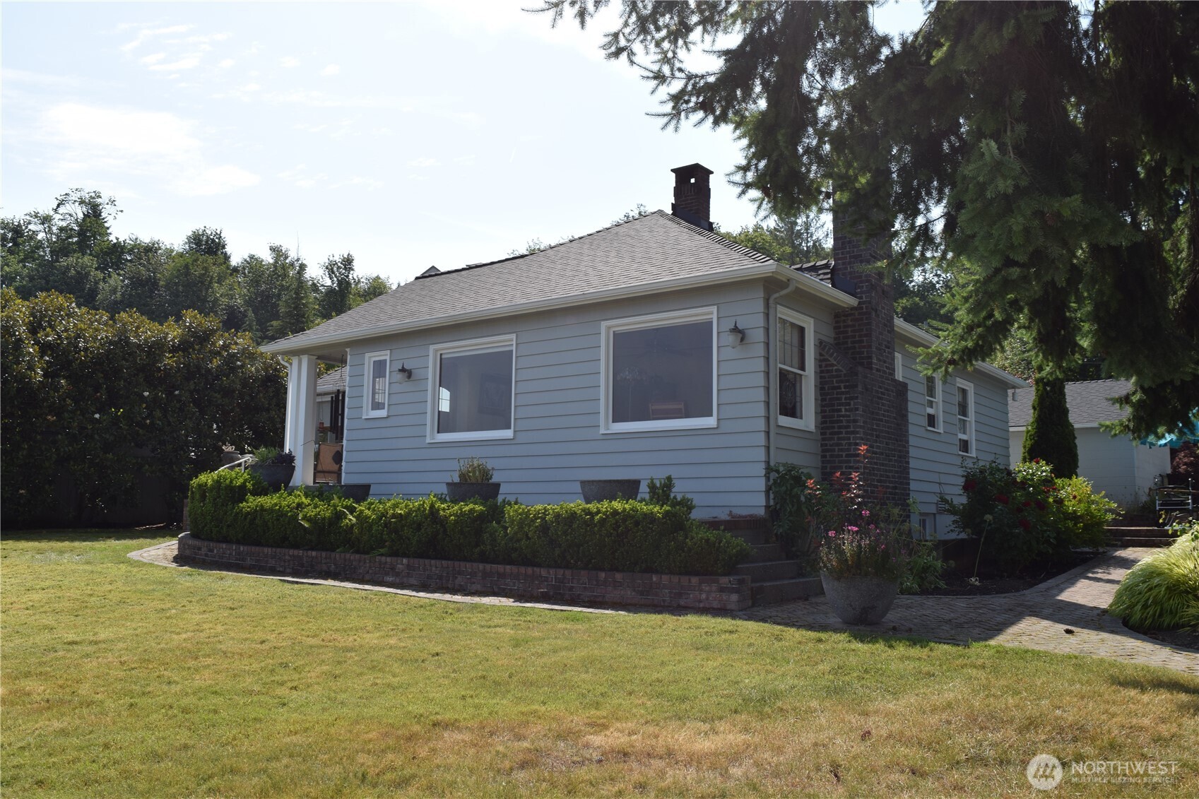 3538 Beach Drive E Port Orchard WA 98366