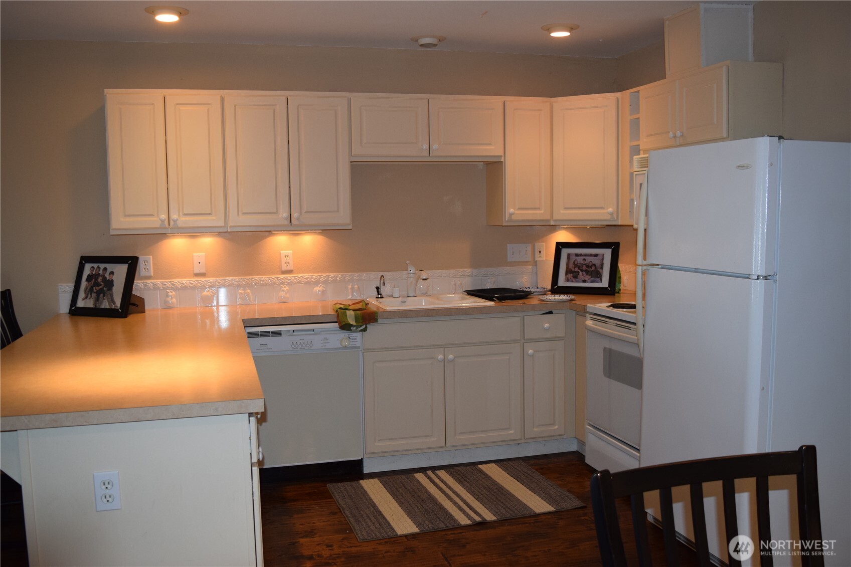 3538 Beach Drive E Port Orchard WA 98366