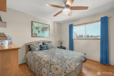 6904 NE 70th Street Vancouver WA 98661