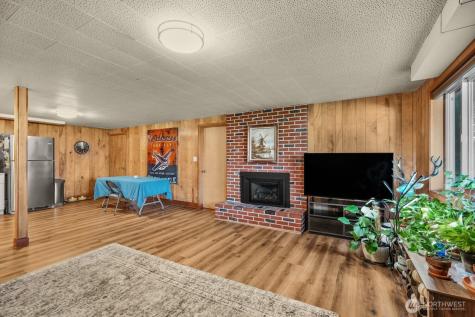 6904 NE 70th Street Vancouver WA 98661