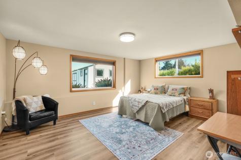 6904 NE 70th Street Vancouver WA 98661