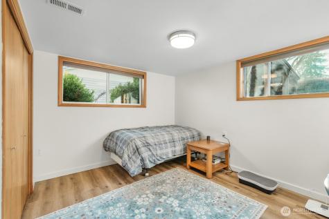 6904 NE 70th Street Vancouver WA 98661