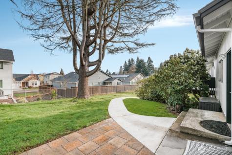 6904 NE 70th Street Vancouver WA 98661