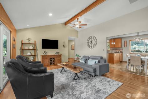6904 NE 70th Street Vancouver WA 98661