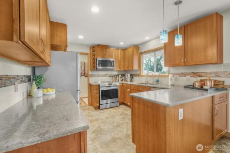 6904 NE 70th Street Vancouver WA 98661