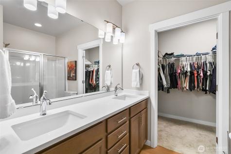 772 Parkland Loop Sedro Woolley WA 98284