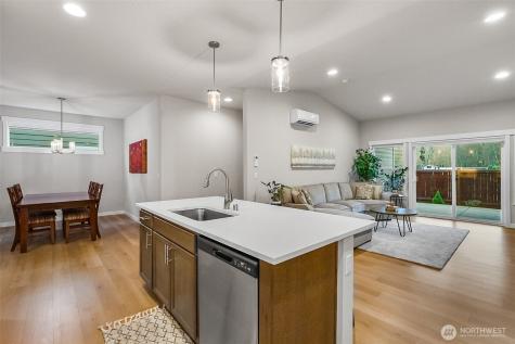 772 Parkland Loop Sedro Woolley WA 98284