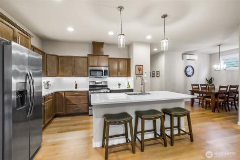 772 Parkland Loop Sedro Woolley WA 98284