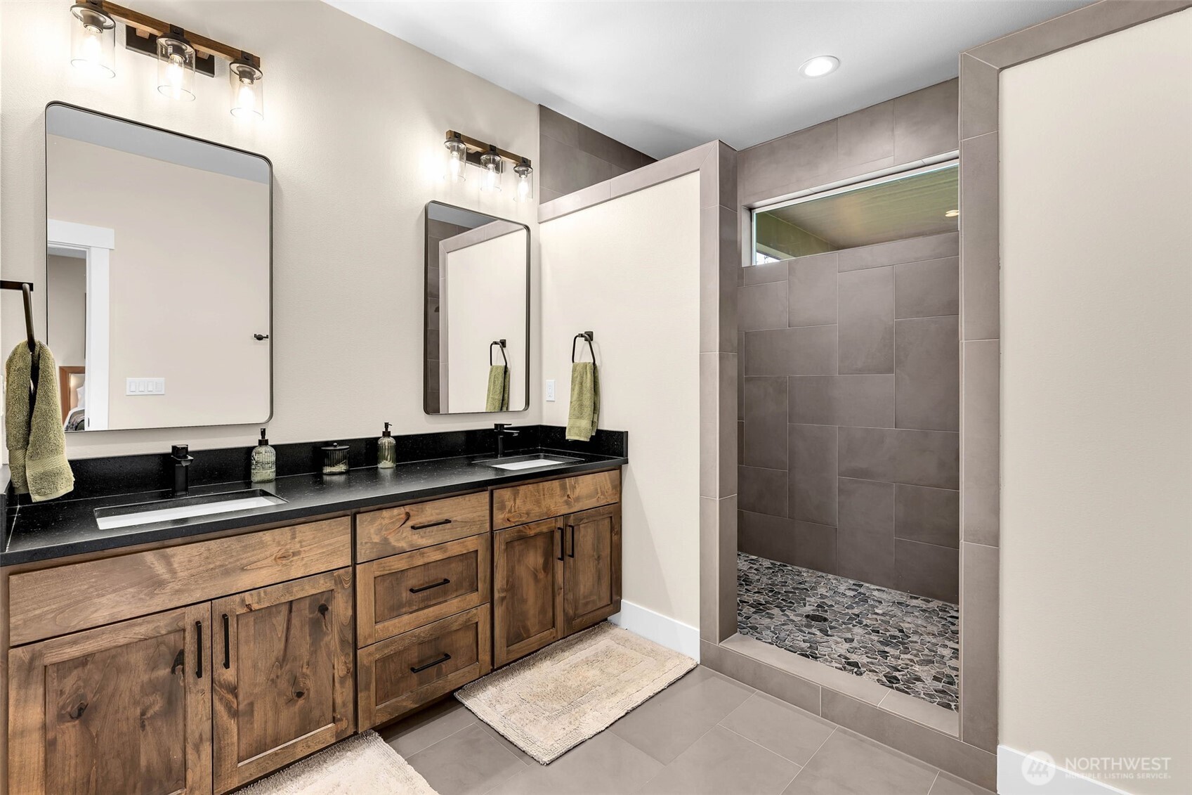 185 Eagle Court Woodland WA 98674