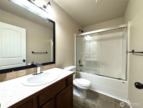 367 Graham Avenue NE Renton WA 98059