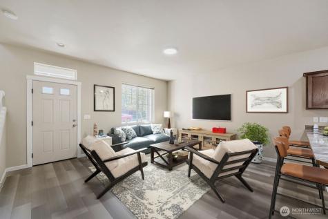 367 Graham Avenue NE Renton WA 98059
