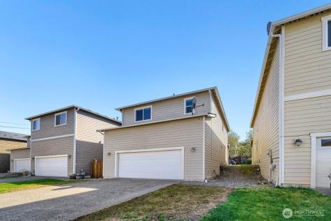 367 Graham Avenue NE Renton WA 98059