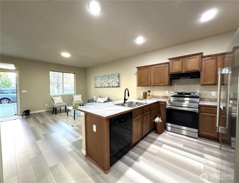 367 Graham Avenue NE Renton WA 98059
