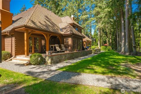 5429 Canvasback Road Blaine WA 98230