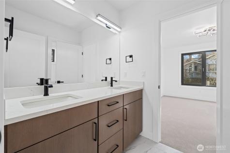 16036 SE 44th Court Bellevue WA 98006