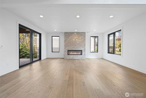 16036 SE 44th Court Bellevue WA 98006