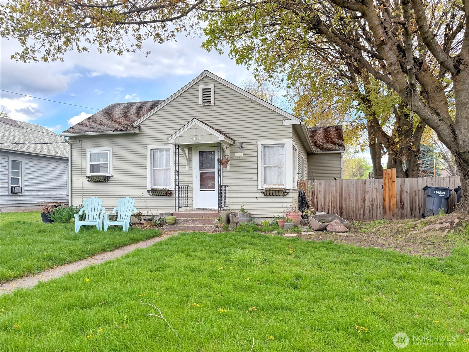 404 E Sixth Waitsburg WA 99361
