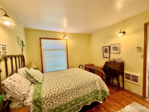 1512 270th Place Ocean Park WA 98640