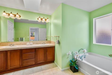 20412 123rd Avenue NE Bothell WA 98011